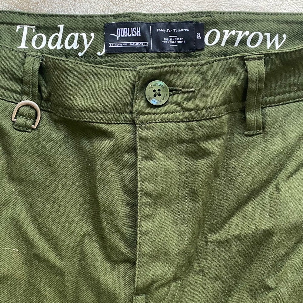 Publish army green jogger pants.